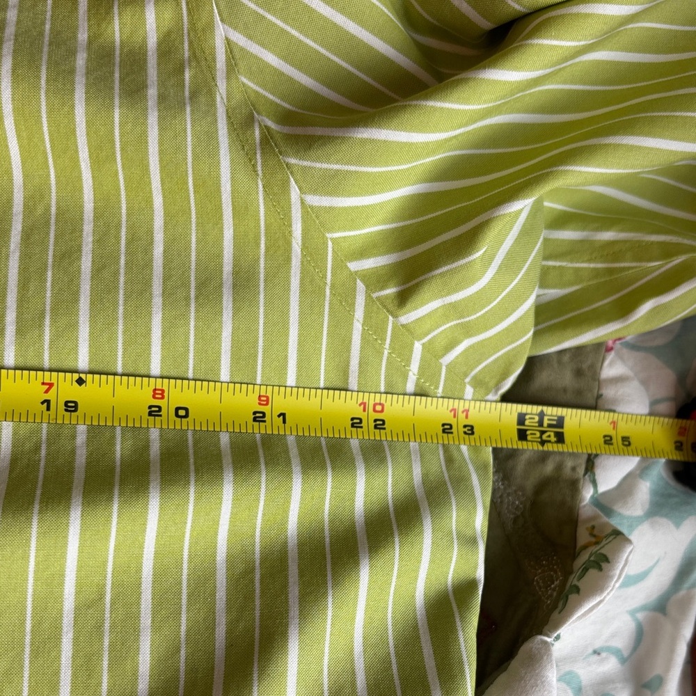 Green Striped Button-Up Shirt XL - Picture 7 of 9